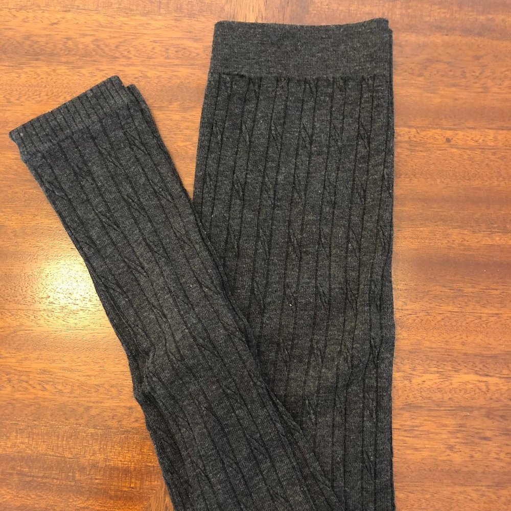 NWOT Make + Model Gray Ribbed Sweater Leggings